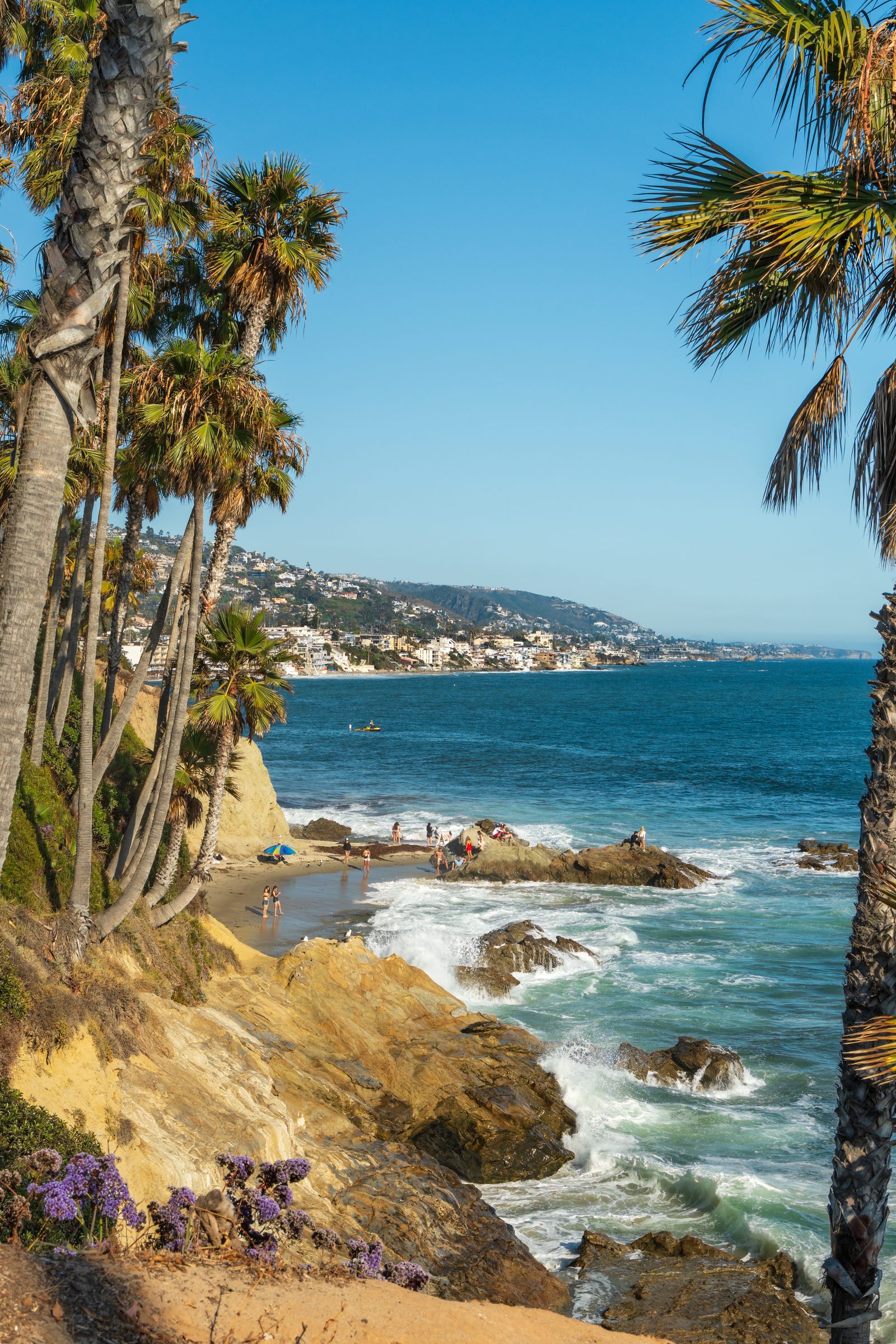 The Heisler Park coastline looking north toward downtown Laguna Beach.